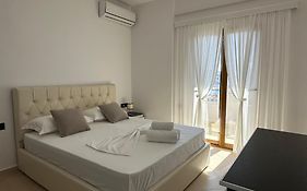 Rama Apartments